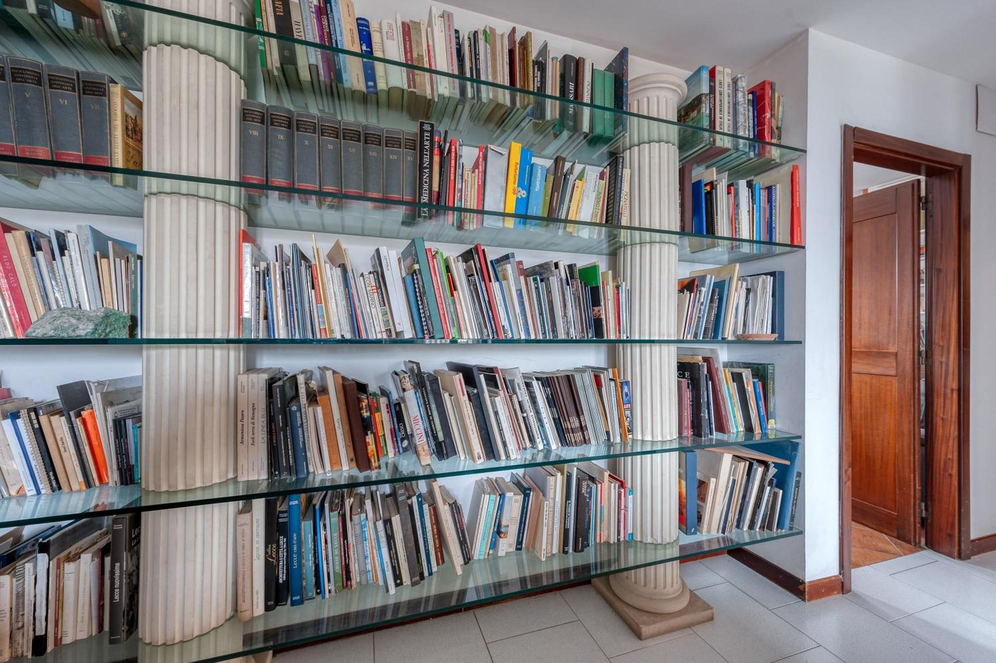 Book House A *